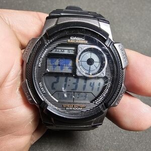 CASIO AE-1000W 3198 Men’s Quartz World Time Digital WR 100M Watch Working shows